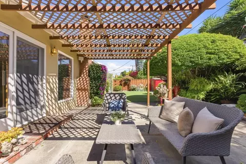 Exterior - 1126 W Knickerbocker Dr, Sunnyvale, CA 94087 photo 12 of 25