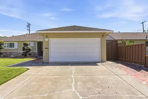 Exterior - 1126 W Knickerbocker Dr, Sunnyvale, CA 94087 photo 5 of 25