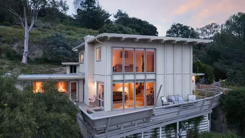134 Laurel Dr, Carmel Valley, CA 93924
