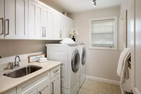 Other - 819 Warner Ct, Mountain View, CA 94043 photo 3 of 6