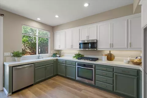Kitchen - 935 Oak Brook Way, Gilroy, CA 95020 photo 1 of 3