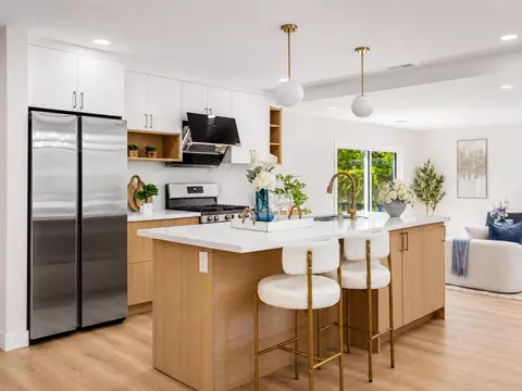 1238 Las Palmas Dr, Santa Clara, CA 95051
