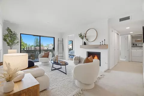 73 3rd St 36, Los Altos, CA 94022