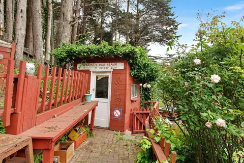 Exterior - 274 Juanita Ave, Pacifica, CA 94044 photo 11 of 13