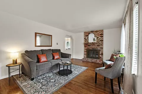 Living - 274 Juanita Ave, Pacifica, CA 94044 photo 1 of 2