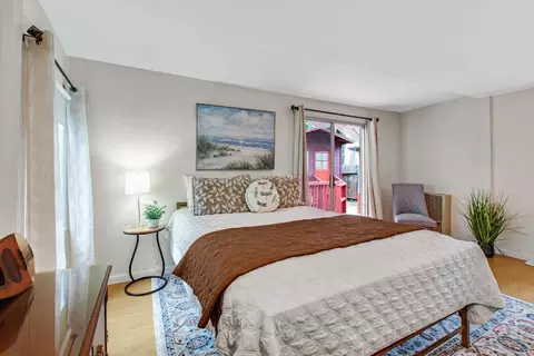 Bedroom - 274 Juanita Ave, Pacifica, CA 94044 photo 2 of 4