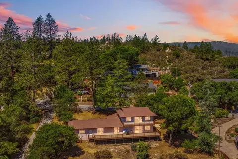 285 Twin Pines Dr, Scotts Valley, CA 95066