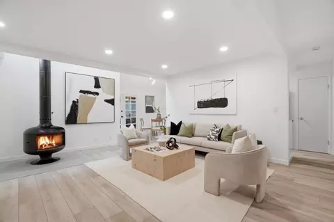 Living - 1912 Montecito Ave 2, Mountain View, CA 94043 photo 1 of 1