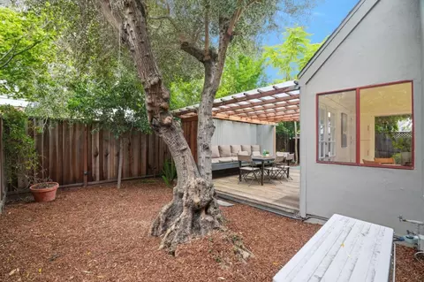 Exterior - 1912 Montecito Ave 2, Mountain View, CA 94043 photo 6 of 8