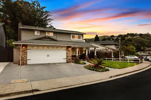 12 Yellowstone Way, Pacifica, CA 94044