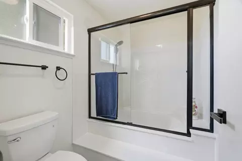 Bath - 668 Erie Cir, Milpitas, CA 95035 photo 3 of 4