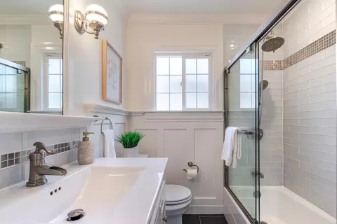 Bath - 1595 Dwight Way, Berkeley, CA 94703 photo 1 of 4