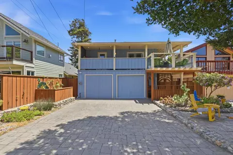 240 20th Ave, Santa Cruz, CA 95062