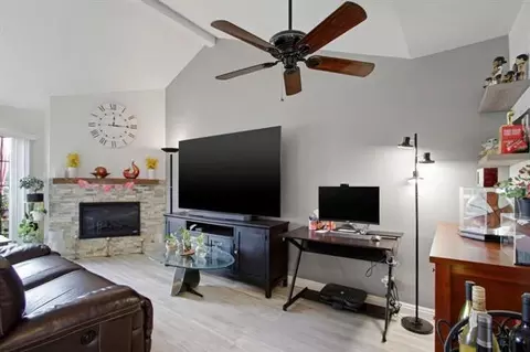 880 N Winchester Blvd 205, Santa Clara, CA 95050