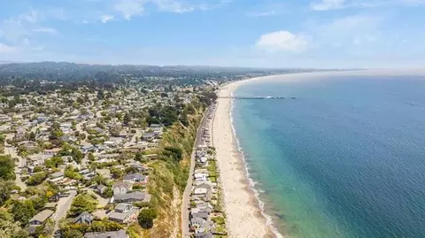 634 Townsend Dr, Aptos, CA 95003