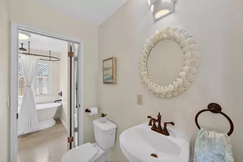Bath - 634 Townsend Dr, Aptos, CA 95003 photo 2 of 3