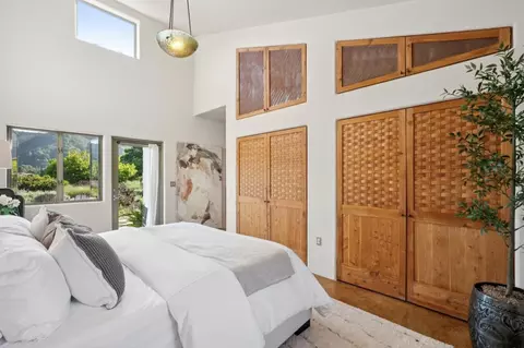 Bedroom - 27690 Central Dr, Los Altos Hills, CA 94022 photo 2 of 8