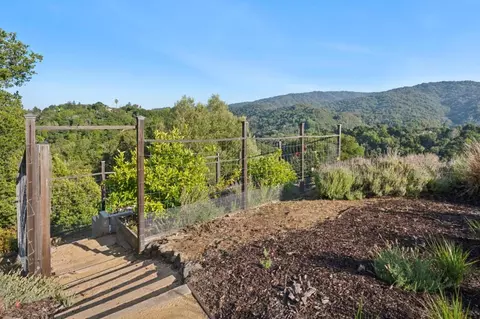 Exterior - 27690 Central Dr, Los Altos Hills, CA 94022 photo 21 of 22