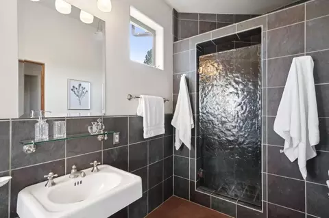 Bath - 27690 Central Dr, Los Altos Hills, CA 94022 photo 1 of 3
