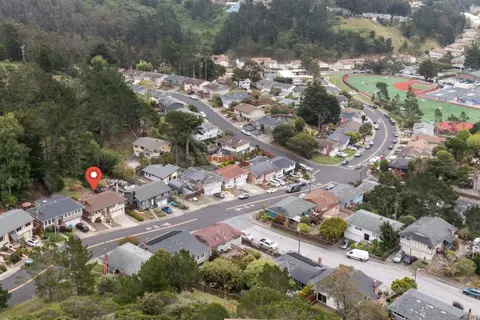 View/Area - 1287 Lerida Way, Pacifica, CA 94044 photo 3 of 4