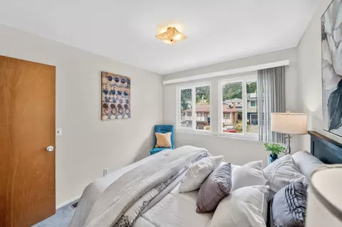 Bedroom - 1287 Lerida Way, Pacifica, CA 94044 photo 5 of 5