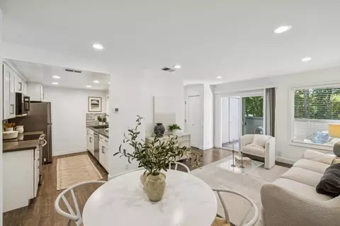 801 California Ave F, Sunnyvale, CA 94086
