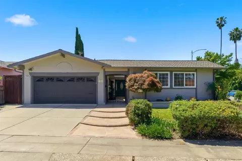 1040 Fleetwood Dr, San Jose, CA 95120