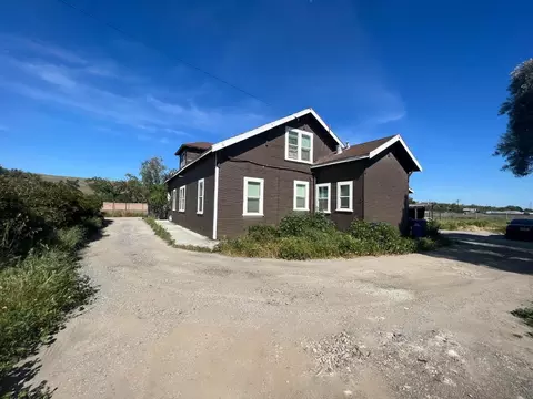 598 Palm Ave, Morgan Hill, CA 95037