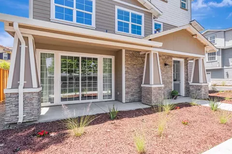 Exterior - 803 Maybeck Pl, Hayward, CA 94544 photo 2 of 2