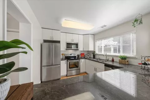 1176 Bird Ave, San Jose, CA 95125