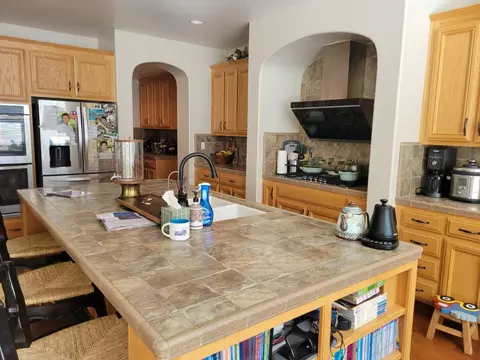 Kitchen - Eagle Ridge Dr, Gilroy, CA 95020 photo 1 of 4