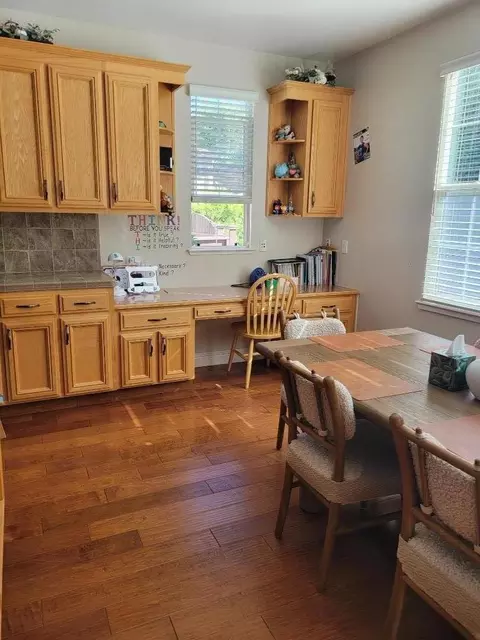 Kitchen - Eagle Ridge Dr, Gilroy, CA 95020 photo 3 of 4