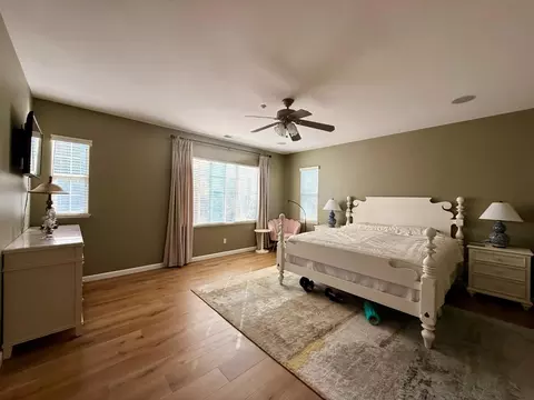Bedroom - Eagle Ridge Dr, Gilroy, CA 95020 photo 1 of 5