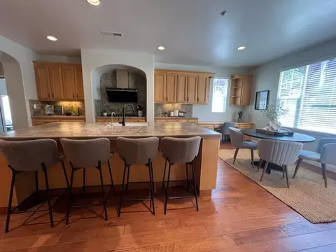 Kitchen - 7121 Eagle Ridge Dr, Gilroy, CA 95020 photo 4 of 6