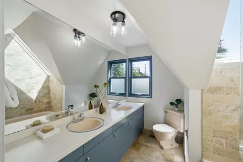 Bath - 960 Keeler Ave, Berkeley, CA 94708 photo 1 of 3
