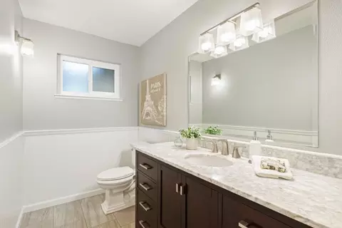 Bath - 174 Preston Dr, Mountain View, CA 94040 photo 1 of 5