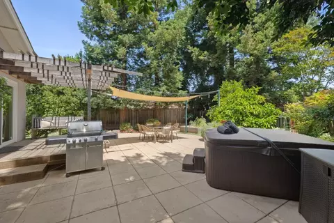 Exterior - 174 Preston Dr, Mountain View, CA 94040 photo 2 of 6