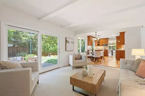 Living - 174 Preston Dr, Mountain View, CA 94040 photo 4 of 5