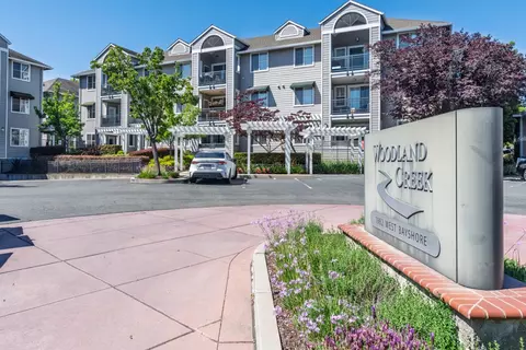 1982 W Bayshore Rd 219, East Palo Alto, CA 94303