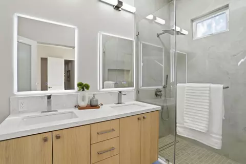 Bath - 13 Virginia Ave, Campbell, CA 95008 photo 2 of 4