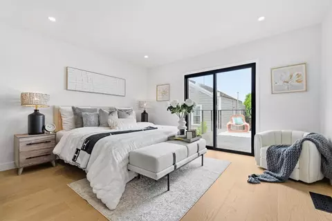 Bedroom - 71 Blake St, San Francisco, CA 94118 photo 1 of 3