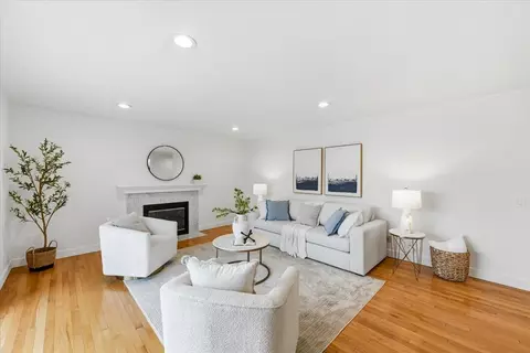 1709 Canna Ln, San Jose, CA 95124