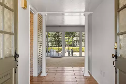 Entry Way - 20250 Palou Dr, Salinas, CA 93908 photo 1 of 4