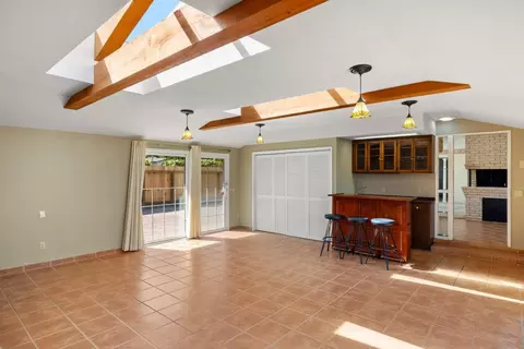 Living - 20250 Palou Dr, Salinas, CA 93908 photo 6 of 14
