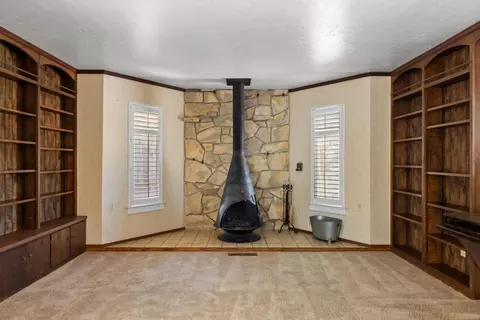 Living - 20250 Palou Dr, Salinas, CA 93908 photo 8 of 14