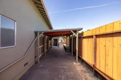 Entry Way - 20250 Palou Dr, Salinas, CA 93908 photo 4 of 4