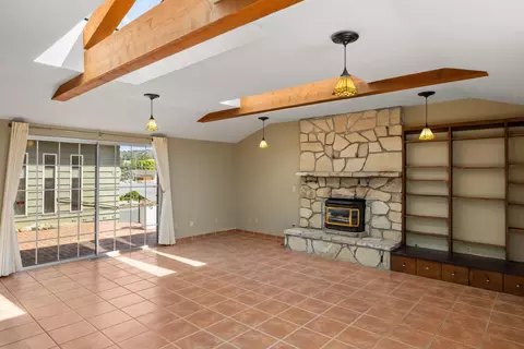 Living - 20250 Palou Dr, Salinas, CA 93908 photo 7 of 14
