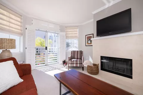 Living - 550 Ortega Ave A214, Mountain View, CA 94040 photo 5 of 5