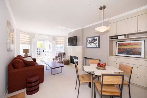 Living - 550 Ortega Ave A214, Mountain View, CA 94040 photo 1 of 5