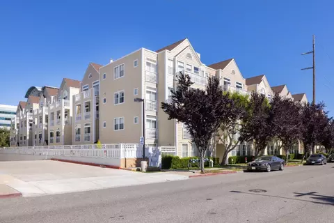 Exterior - 550 Ortega Ave A214, Mountain View, CA 94040 photo 2 of 8